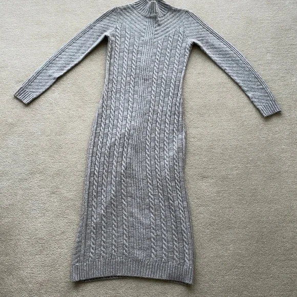 TAHARI MIDI Taupe Cable Knit Sweater Dress XS